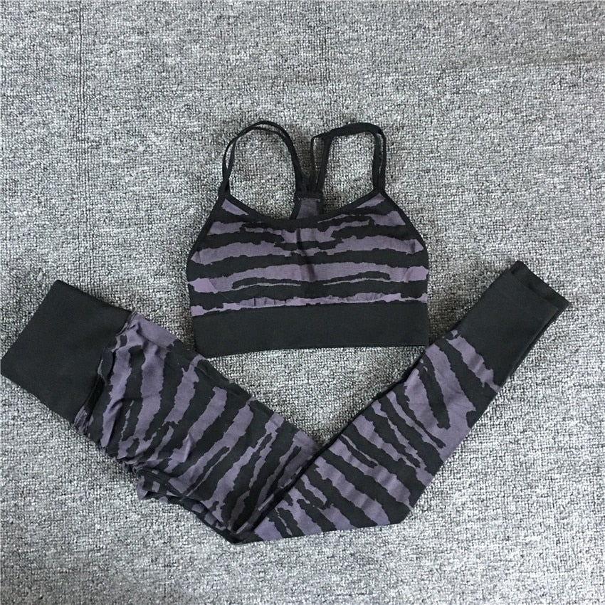 Seamless Ensemble Women Tiger Gym High Waist Scrunch Outfit - activesportslife